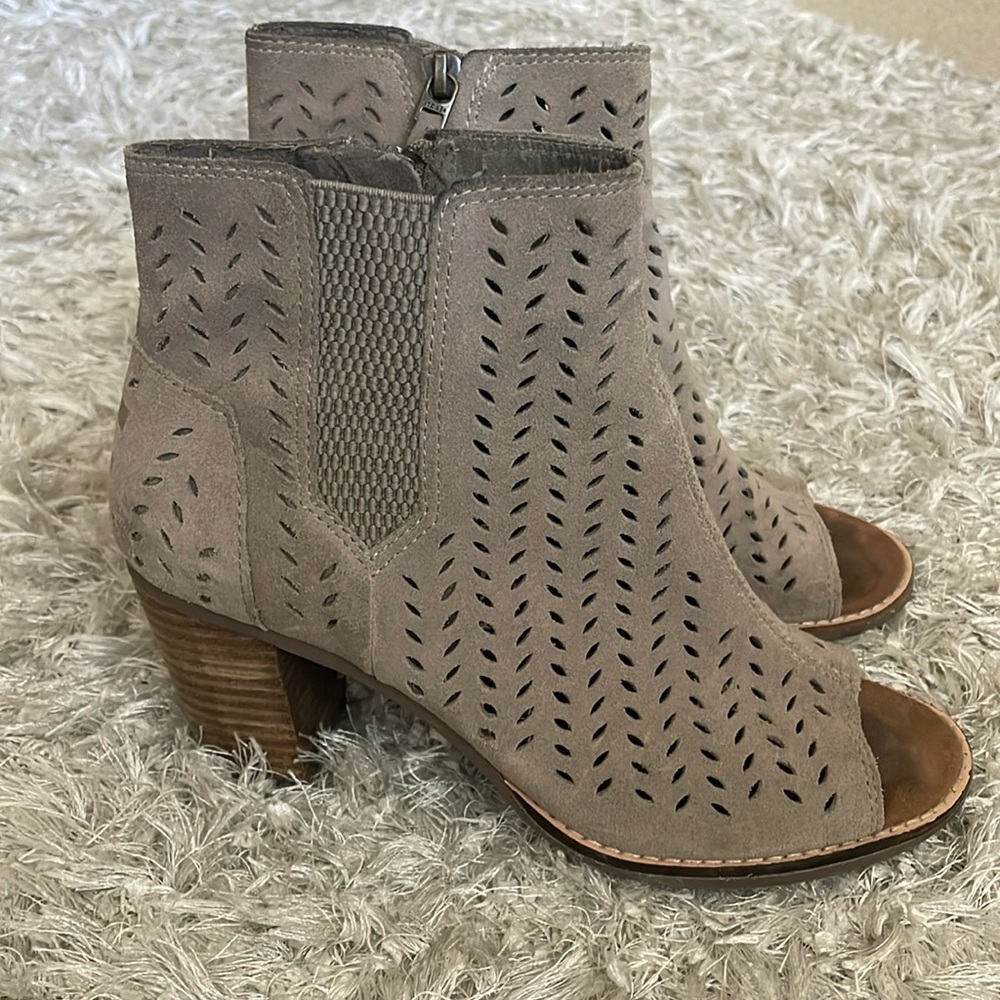 Tom’s Majorca Peep Toe Booties - Size 7.5